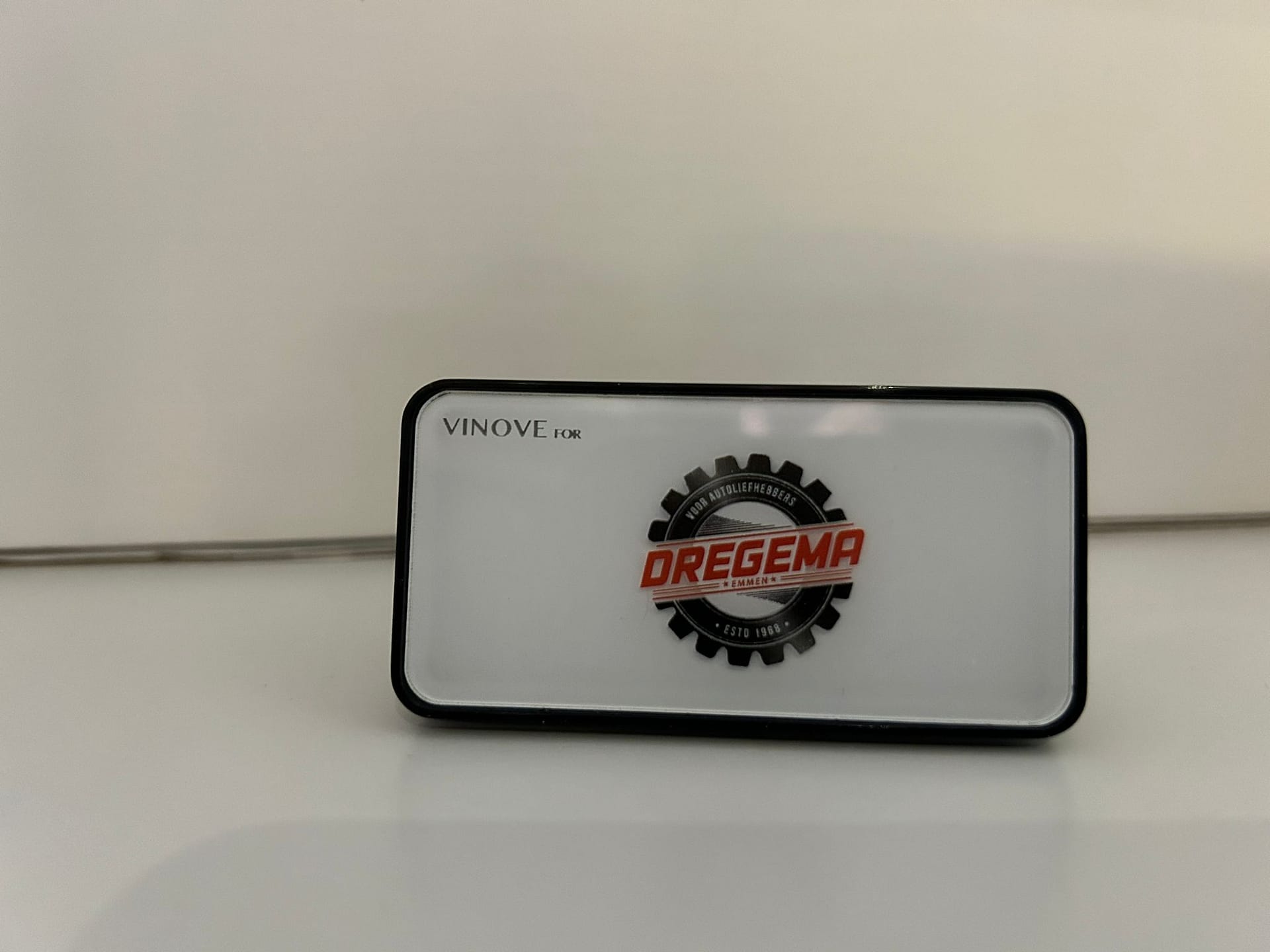 Vinove Custom Made Dregema Monaco