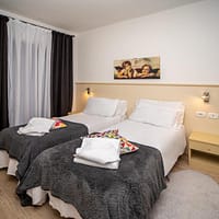 47530369-Original