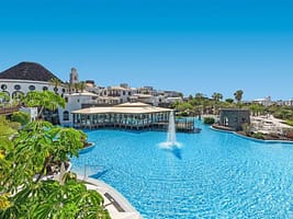 canarische-eilanden-lanzarote-playa-blanca-livvo-volcan-lanzarote-al-58708_1