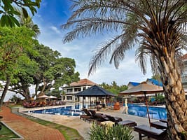 indonesie-bali-seminyak-puri-saron-ji-370229_11