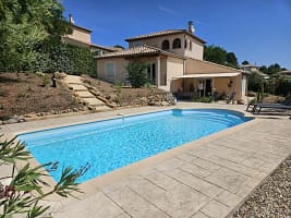 28f69c776d8bb31bfe49c3923ef83ec9