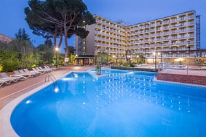 638556827968119370gallery_pool03-min