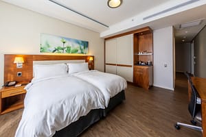 Twin Guest Room at DoubleTree by Hilton Hotel Cape Town - Upper Eastside