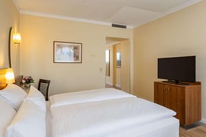 fd52f9c149d9c2012ef5dde8534a2f2585643522