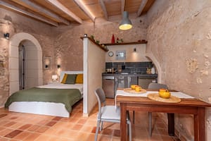 2453_930d575d6308a04df3526f3ae42251e9