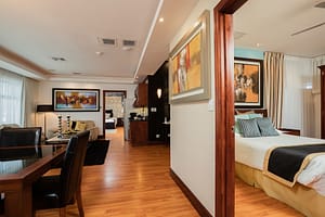 648a63b3822f90c6547e702bb9e8453c