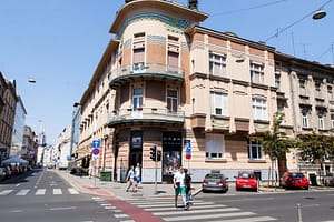 84283a4ef23f4bebbea6fe683ef9a0f2