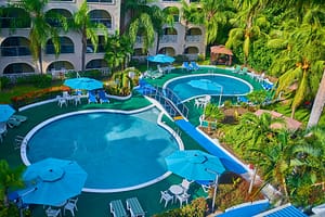 9f49e44ff6fd475efd3f7ba199c09903