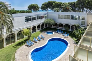 aHR0cHM6Ly9ob3RlbGltYWdlcy5zdW5ob3RlbHMubmV0L0hvdGVsSW5mby9ob3RlbEltYWdlRnVsbC5hc3B4P2lkPTE3ODkwMjk