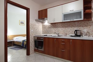 aHR0cHM6Ly9ob3RlbGltYWdlcy5zdW5ob3RlbHMubmV0L0hvdGVsSW5mby9ob3RlbEltYWdlRnVsbC5hc3B4P2lkPTEwODgxODQx