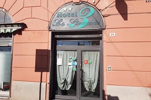 aHR0cHM6Ly9ob3RlbGltYWdlcy5zdW5ob3RlbHMubmV0L0hvdGVsSW5mby9ob3RlbEltYWdlRnVsbC5hc3B4P2lkPTEwOTAzNzUx