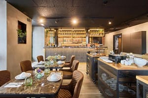 aW1hZ2VzLXR3ZC13aGl0ZWxhYmVsLXByZC90dWkvYUhSMGNITTZMeTl0WldScFlTNTBkV2xqYjI1MFpXNTBMbTVzTDBWRU5DOUZSRFJDTkVORFJURXhOa1l5UlRRMk5rVXdPRVUxTUVWRU1qaEVORUU1Tnk1cWNHYw