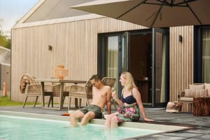 cover_Kopie_van_park_4persoons_exterieur_zwembad_met_model__4__40d016f9-1ed5-442e-9a92-e1d6b255fe25__1_