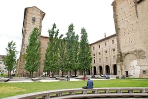 bbd85bd19f3679f389837d993bb81969