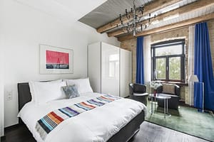 dc31ffa4b87ddd7f944bc3ff3b66c8c1