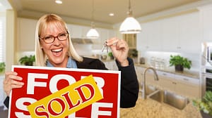 Lees meer over het artikel Uitdeling van winst bij verkoop pand aan dga