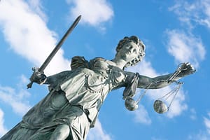 Lees meer over het artikel Rechtspraak gesloten tot 6 april