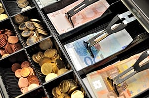 Lees meer over het artikel Supermarktsaga: een rammelende kas