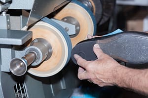 Lees meer over het artikel Schoenherstelbedrijf verliest rechtszaak over gestolen kasomzet