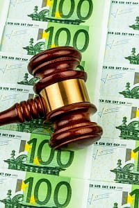 Lees meer over het artikel Wijziging beleid ontslaguitkeringen in internationaal verband