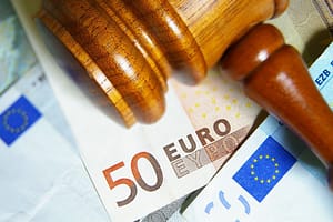 Lees meer over het artikel Loonvordering uitzendkracht jegens opdrachtgever afgewezen