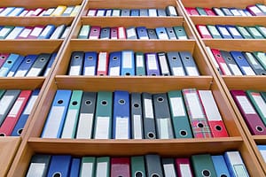 Lees meer over het artikel Moeten alle op de zaak betrekking hebbende stukken worden opgestuurd?