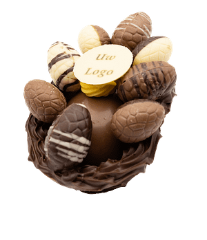 Opgemaakt ei op een voetje van roomchocolade