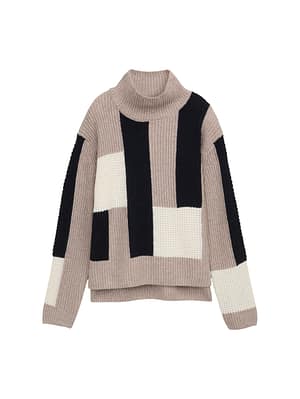 Loose fit knitted jumper with colour blocking