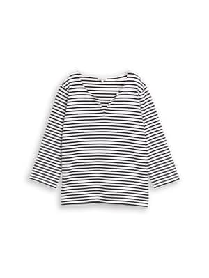 Long-sleeved shirt with striped pattern
