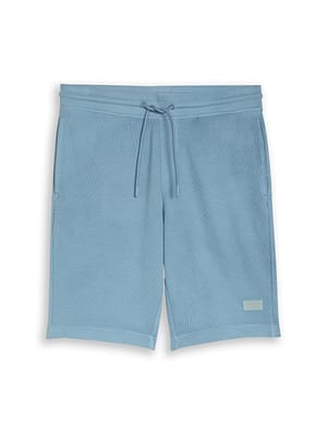 Shorts with waffle texture