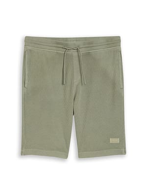 Shorts with waffle texture