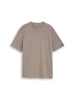 T-shirt with chest pocket