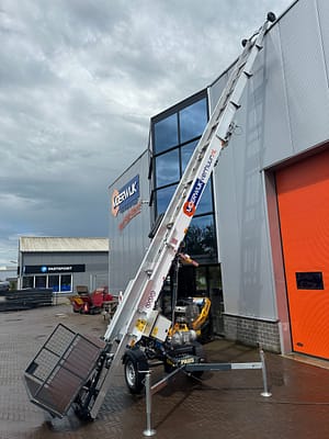 Ladderlift 18 mtr - aanhangermodel - 230 Volt
