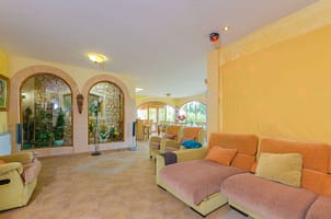 242_ba970ac288d07dde1de40b9dc9c3c95d