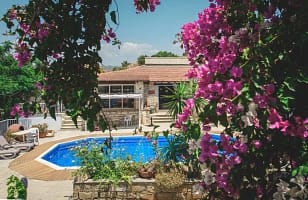 aW1hZ2VzLXR3ZC13aGl0ZWxhYmVsLXByZC9kZWpvbmdpbnRyYS9hSFIwY0hNNkx5OXBiV0ZuWlhNdVpHVnFiMjVuYVc1MGNtRXVibXd2WVhOelpYUXZhVzFoWjJVdk0yWTRZamxtTVdZdE9Ua3haUzAwTmprM0xXSTROVEF0TkdFd01HVTJORFE0WWpFeEwxY3ZTQT09