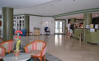 216515440227326745e05e06dee5.35111191