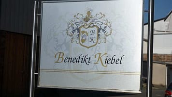 128396_9099ecc7f055c64aa52df005e684f413