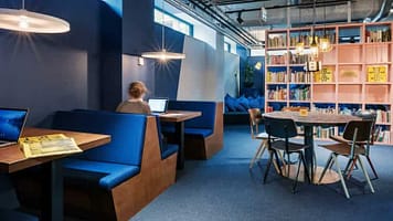 147403_685213eee597ce94640c0fce073576d7