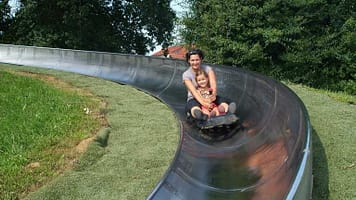 7320_7fe3789e6b29e3674d95406877d93fa7