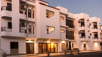 aHR0cHM6Ly9jZG4uaW1hZ2VzLnR1aS90dWktaW1hZ2VzL2NmMjQ4YjIwYjY3ZTk0OTRiY2Y3ZmJiYmQwYmY5YzRlLmpwZz8mdz0xMDgwJmg9NjA4JmZtPWpwZyZmbD1wcm9ncmVzc2l2ZQ