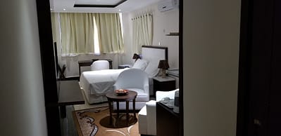 aHR0cHM6Ly9ob3RlbGltYWdlcy5zdW5ob3RlbHMubmV0L0hvdGVsSW5mby9ob3RlbEltYWdlRnVsbC5hc3B4P2lkPTEwNjg1ODM5