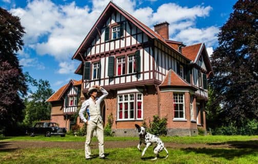 Geniet mee van een romantisch tuinconcert van Wibi Soerjadi