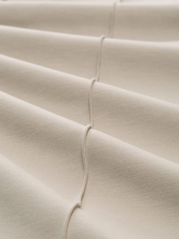 684aebfe6fee020dbc8cb199-n34TxD-1.jpg-1