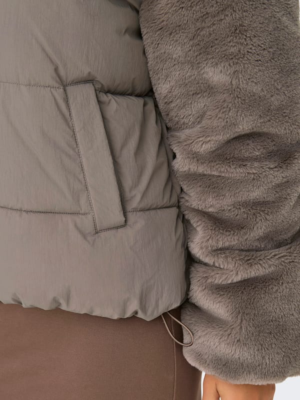 ONLWANJA FUR PUFFER MIX JACKET CC OTW