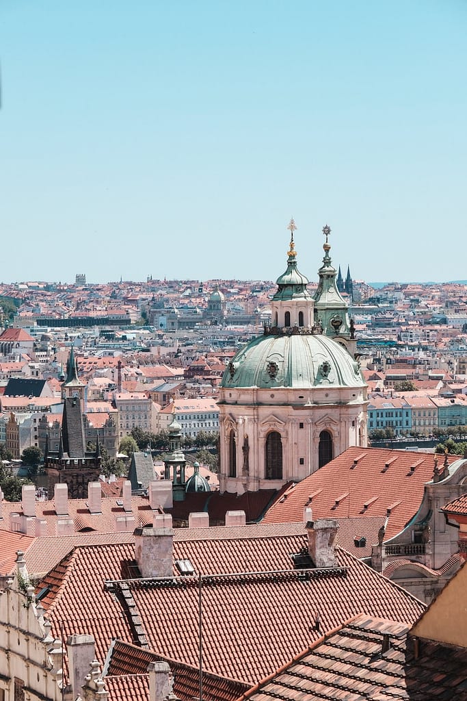 Praag over de daken