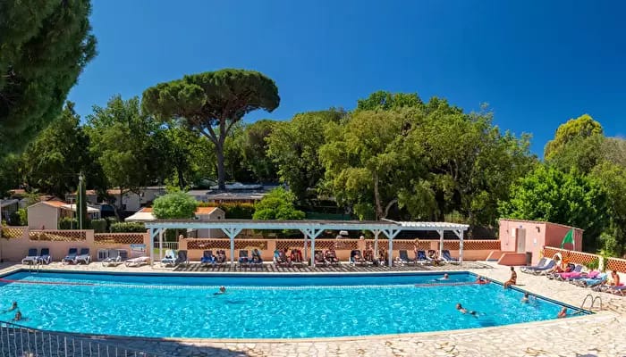camping-golfe-de-st-tropez-montana-parc-466835