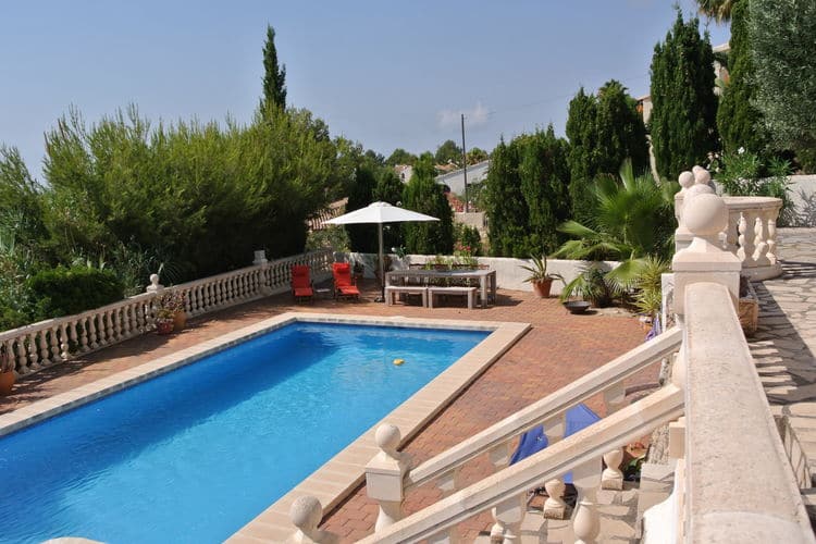 Privézwembad van villa Moraira in Alicante, Spanje