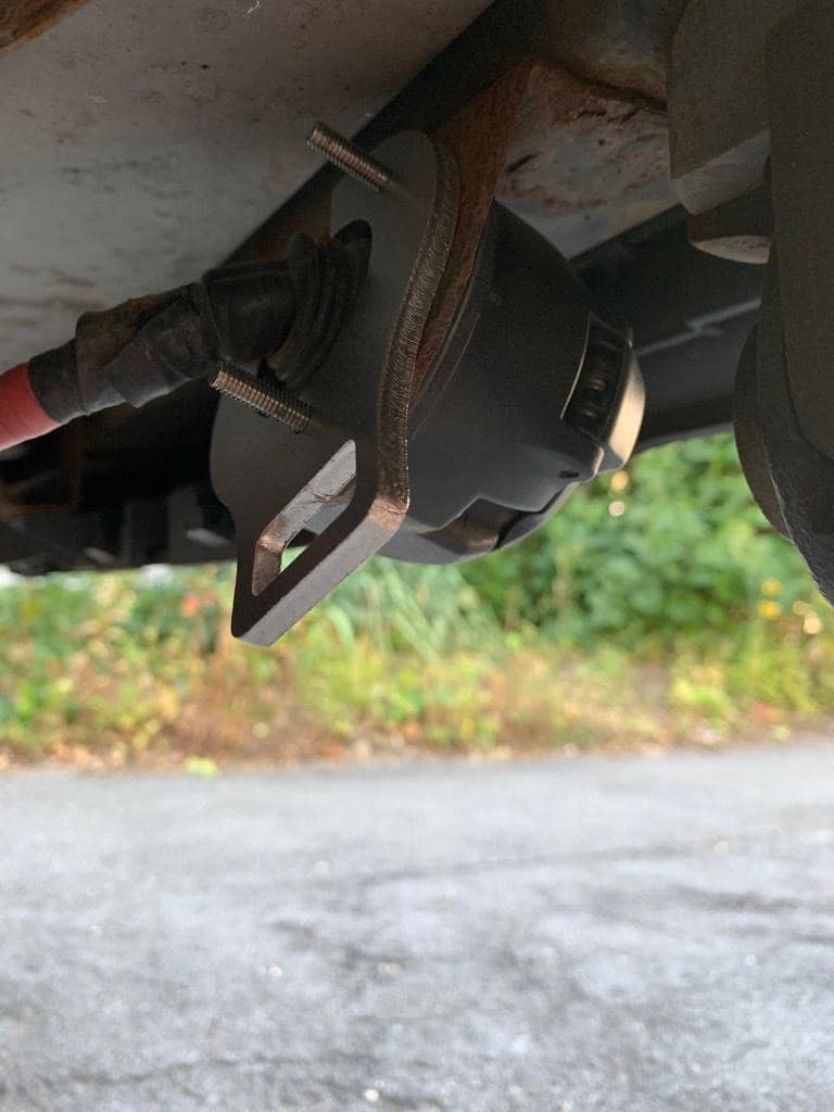 trekhaakoog Rotterdam Universeel M5 Montage achter stekkerdoos