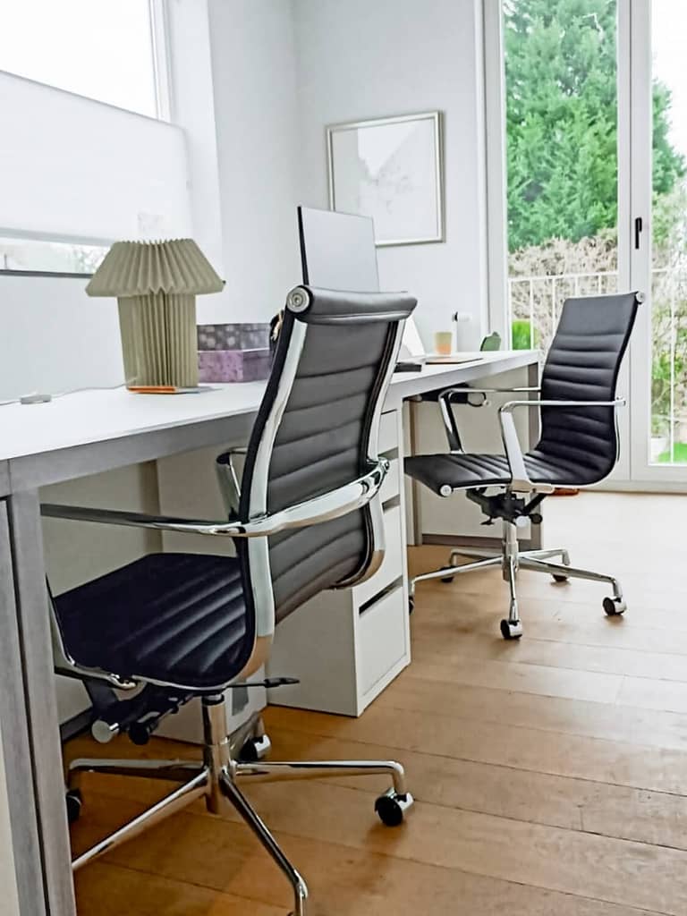 Office Chairs At Customers Home 7