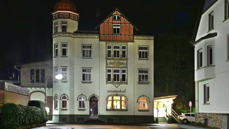 117662_6a257783f0dbe755c1395490a930c7fd